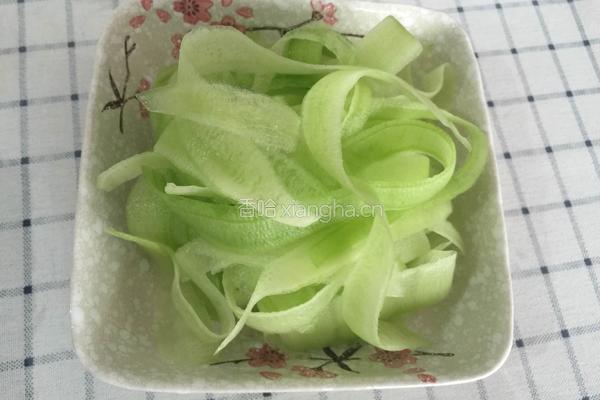 蜂蜜拌黄瓜的做法图解4