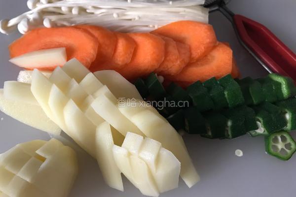 超级简单的颜值小火锅的做法图解1