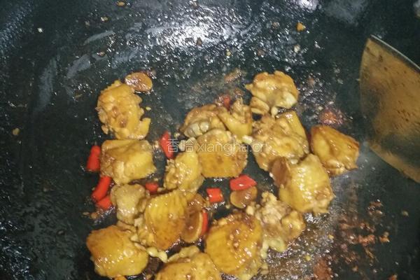 土豆焖鸡翅的做法图解5