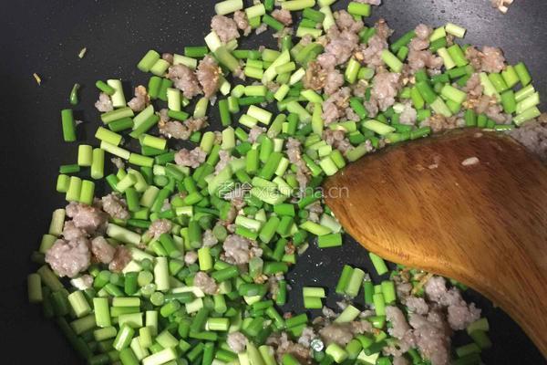蒜薹肉末的做法图解5