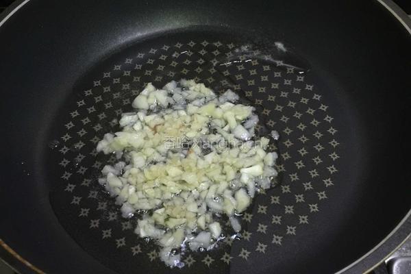 凉拌新鲜虫草花（一菌二食）的做法图解3