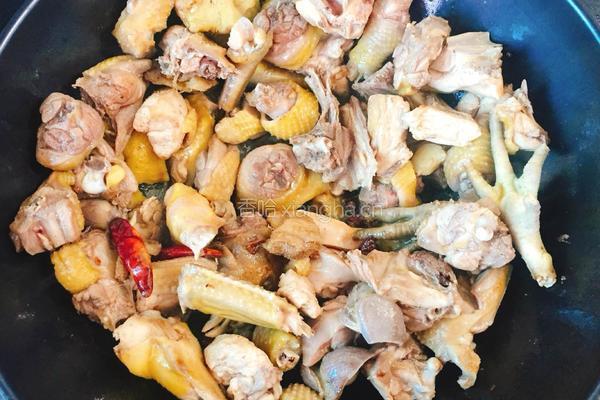 土豆焖鸡的做法图解7