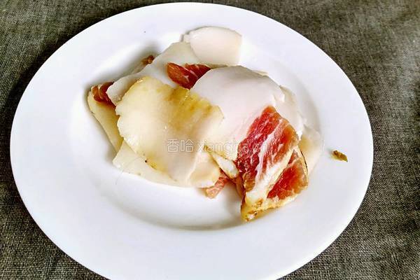 腊肉腌菜炒香椿的做法图解2