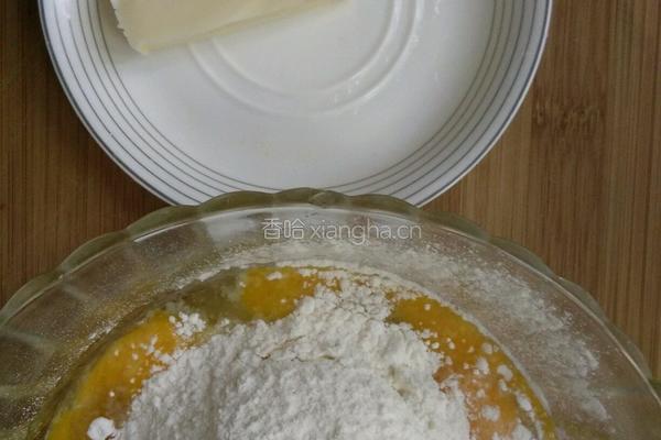 草莓奶油千层的做法图解2