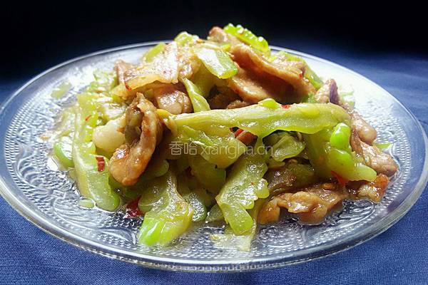 苦瓜炒家常肉的做法图解10