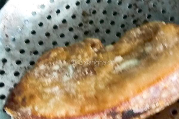 走油白菜扣肉的做法图解7