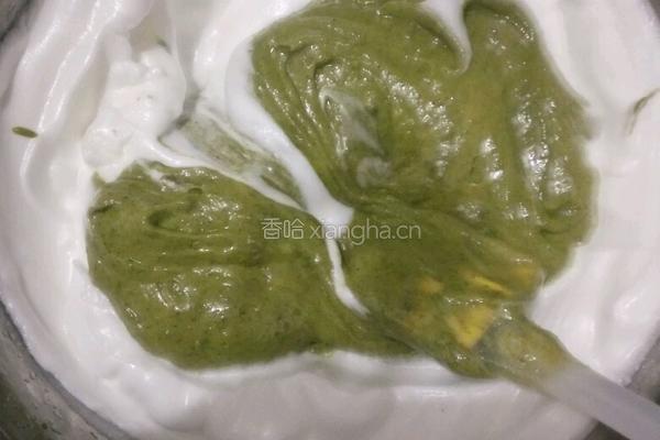 抹茶蛋糕卷的做法图解10