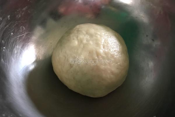 紫薯蛋黄酥的做法图解2