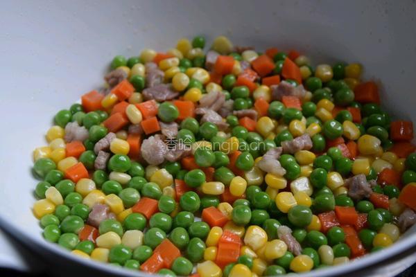 三丁炒肉粒的做法图解7