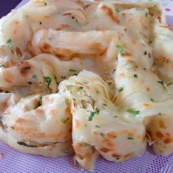 葱香油饼的做法[图]