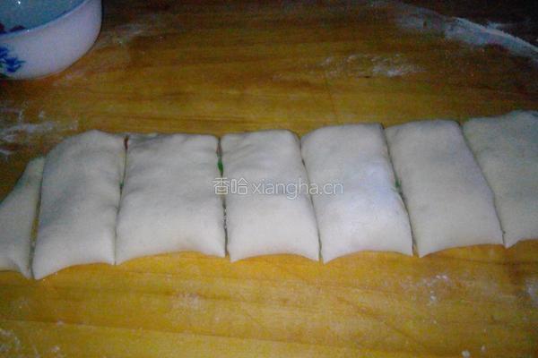 火腿葱花椒盐花卷的做法图解14