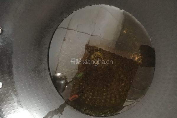 腐竹烧蟹味菇的做法图解8