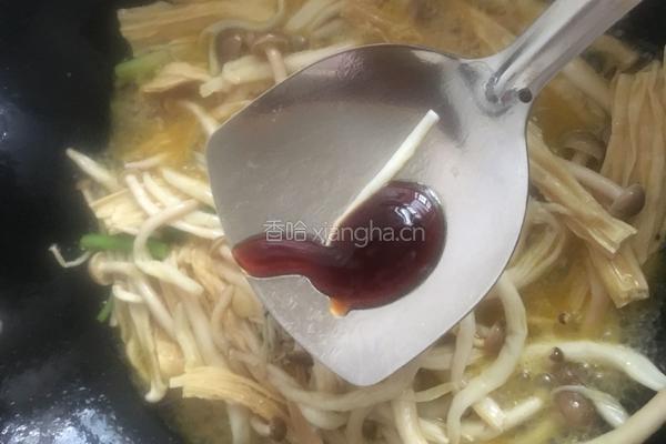 腐竹烧蟹味菇的做法图解13