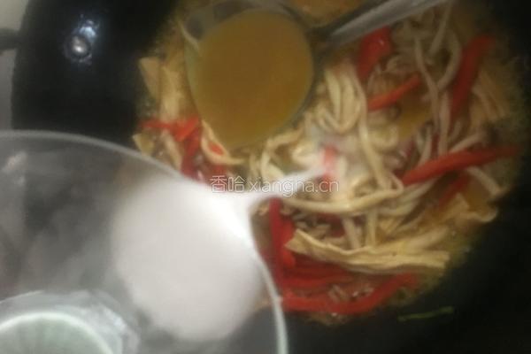 腐竹烧蟹味菇的做法图解15