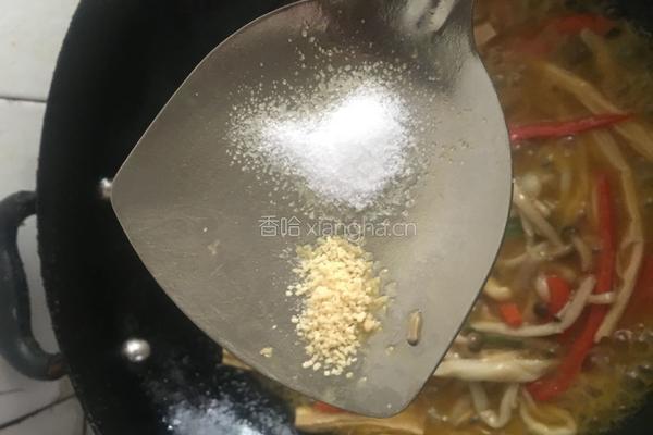 腐竹烧蟹味菇的做法图解16