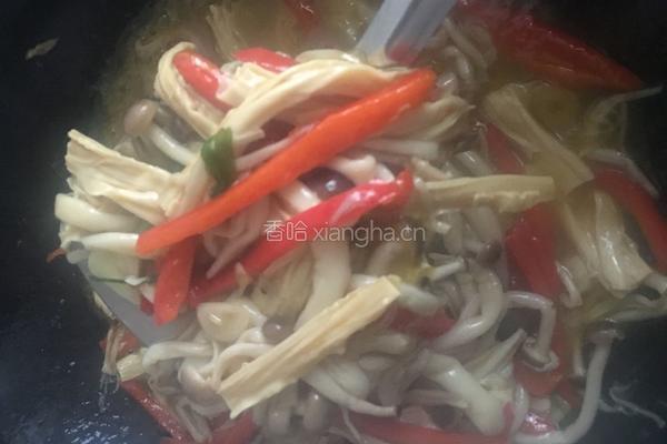腐竹烧蟹味菇的做法图解17