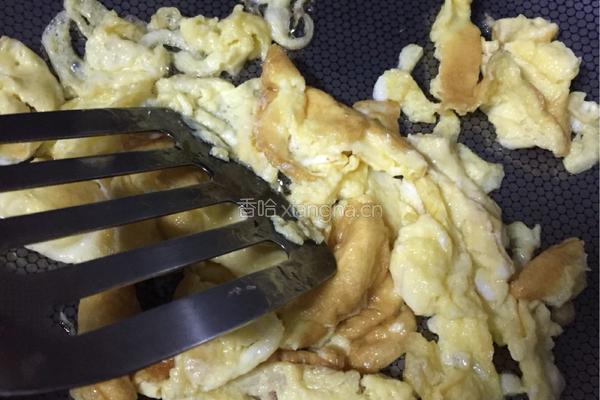 蛋炒饭的做法图解4