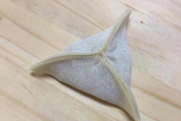 槐花猪肉馅三角煎饺的做法图解4