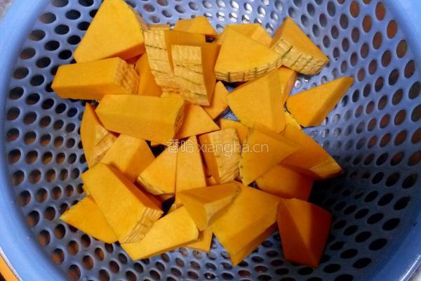 南瓜绿豆汤的做法图解4