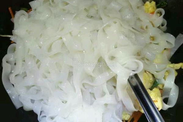 炒河粉的做法图解6