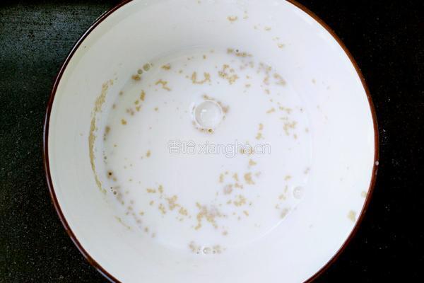 奶香蜗牛卷的做法图解2