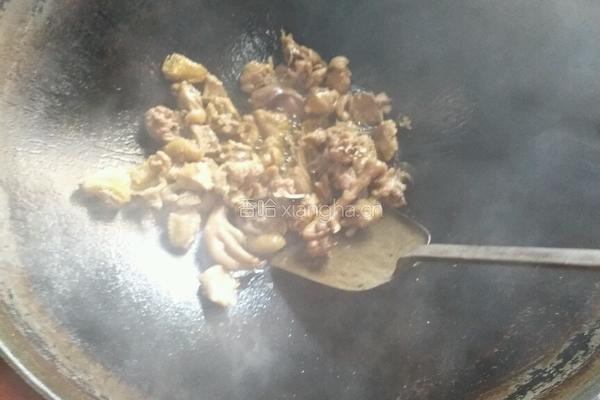 酸菜烧鸡的做法图解4