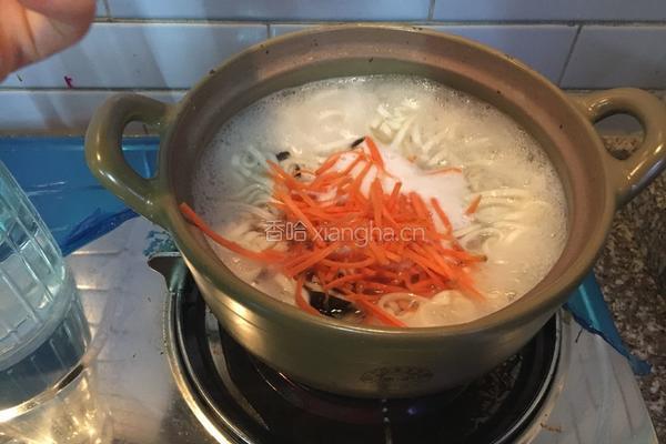 五彩砂锅汤面的做法图解10