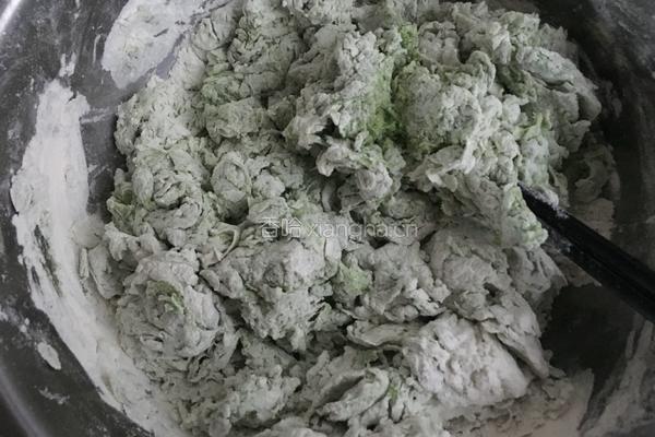 菠菜面皮水饺（白菜猪肉馅）的做法图解5
