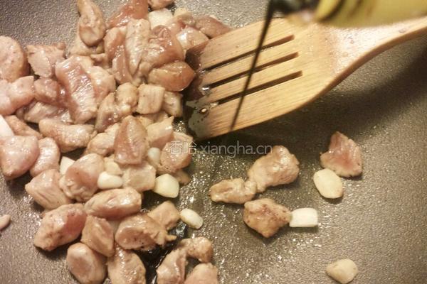 土豆炖鸡块的做法图解8