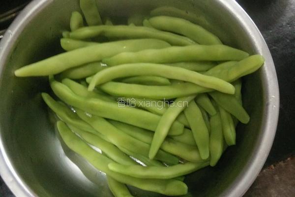 麻酱拌豆角的做法图解3