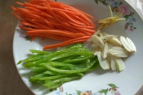 炒肉丝黄豆芽的做法图解3