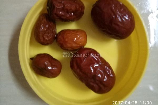 银耳木瓜羹的做法图解3