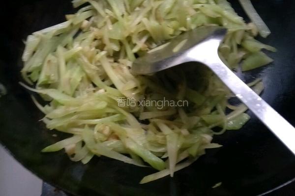 清炒莴笋的做法图解3