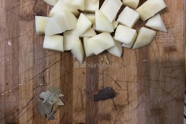 豆角烧土豆的做法图解1
