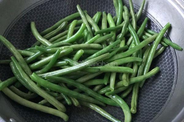 豆角烧土豆的做法图解3