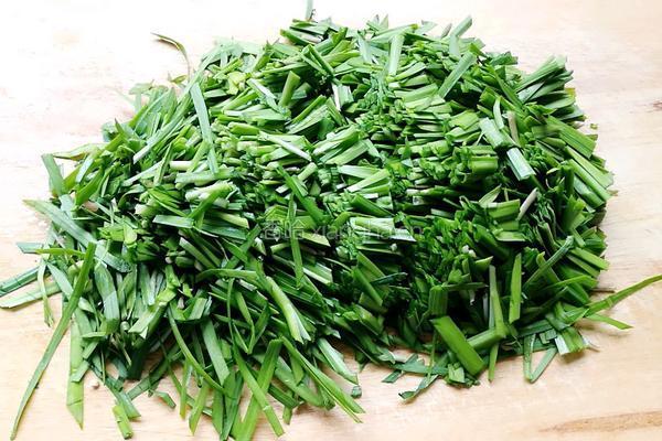 韭菜炒粉丝的做法图解2