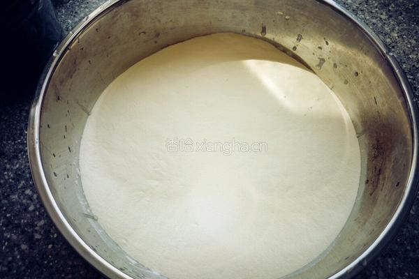 豆浆渣五香葱油饼的做法图解1
