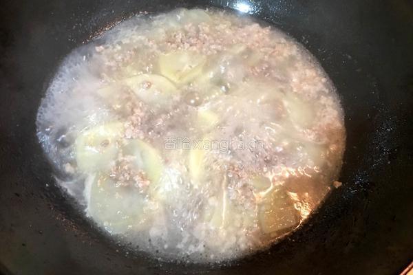 土豆片肉末汤的做法图解6