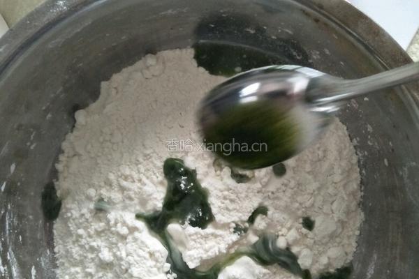 猪肉馅三色饺的做法图解4