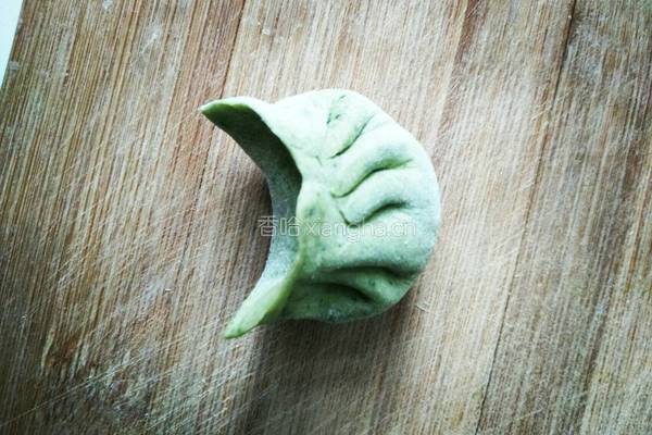 猪肉馅三色饺的做法图解7