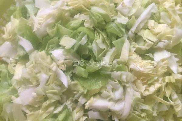 土豆，包菜，肉沫，蘑菇，花菜包子馅的做法图解2