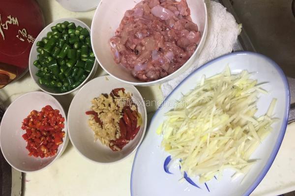家常仔姜兔的做法图解1