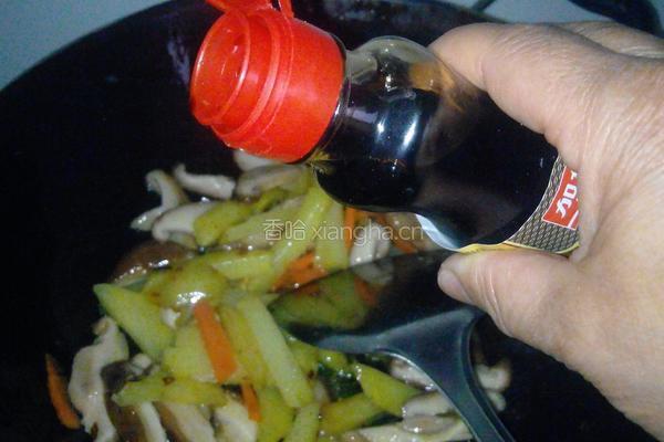 香菇炒土豆条的做法图解9