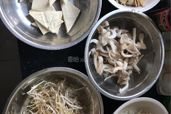 香辣干锅鸡的做法图解2