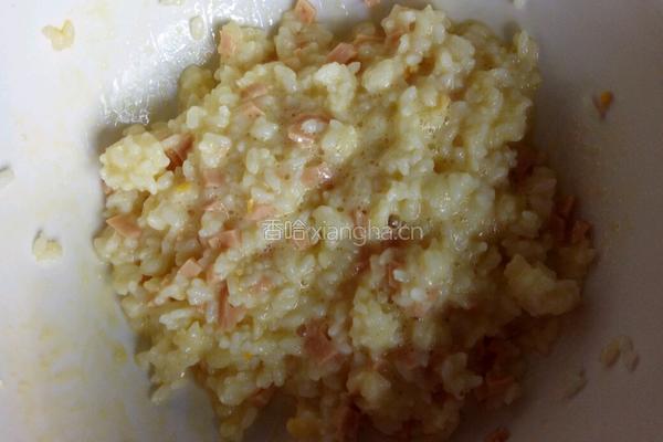 豆瓣酱鸡蛋炒米饭的做法图解2