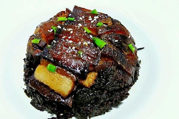 梅干菜扣肉的做法图解1