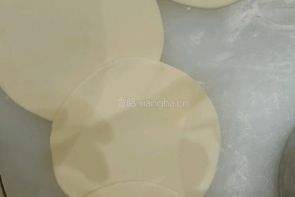 玫瑰花型和蝴蝶型花卷的做法图解12