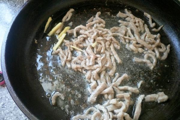 芹菜炒肉丝的做法图解9