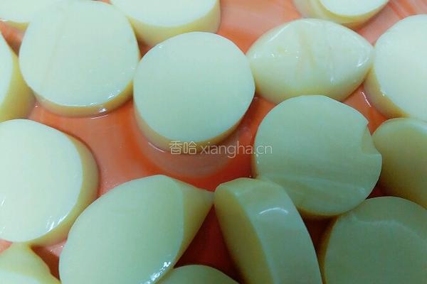 红烧鸡蛋豆腐的做法图解2