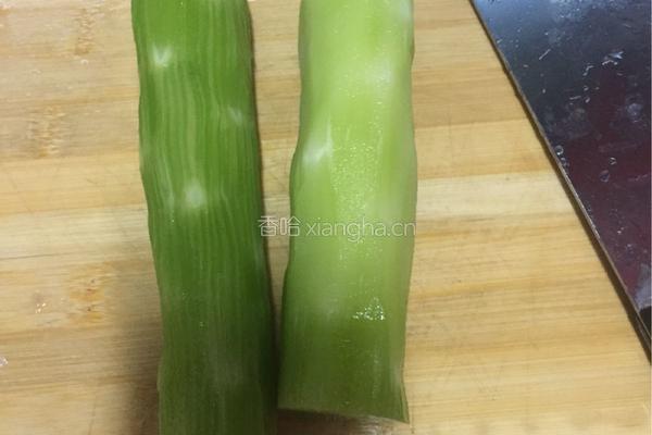 莴笋的做法图解1